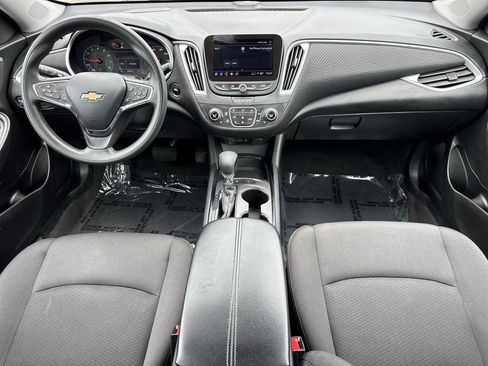 Used 2024 Chevrolet Malibu LT FWD image 12