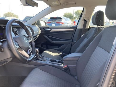 Used 2024 Volkswagen Jetta S image 10