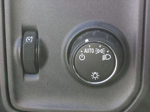 Used 2015 Chevrolet Silverado 1500 LS w/ LS Convenience Package image 11