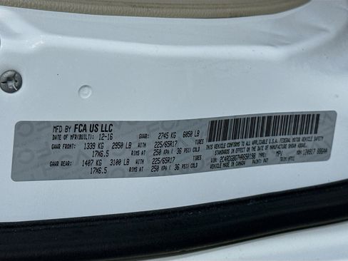 Used 2017 Dodge Grand Caravan SE FWD image 37