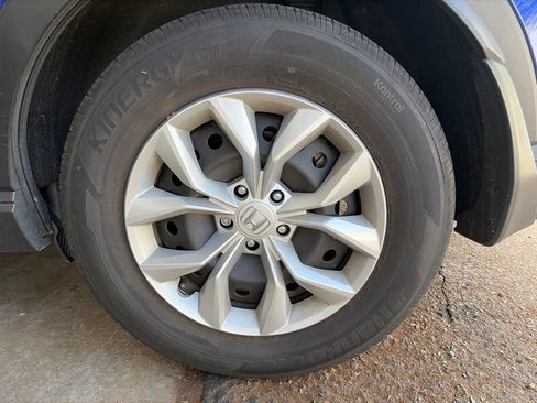 Used 2024 Honda CR-V LX image 29