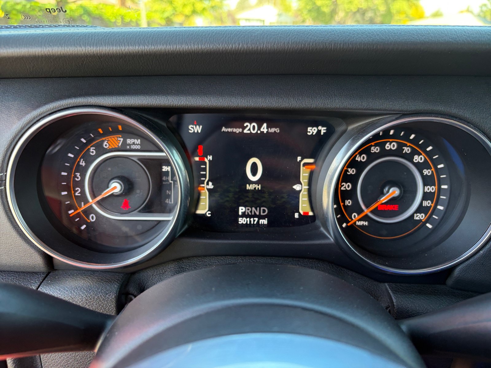 Used 2019 Jeep Wrangler Unlimited Sahara w/ Dual Top Group AWD/4WD image 13