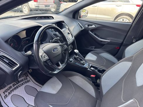Used 2018 Ford Focus ST FWD image 15