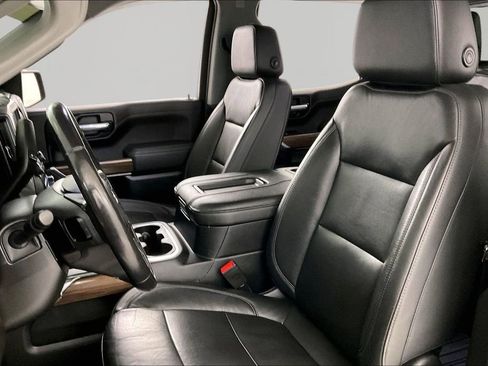 Used 2019 Chevrolet Silverado 1500 LT Trail Boss AWD/4WD image 19