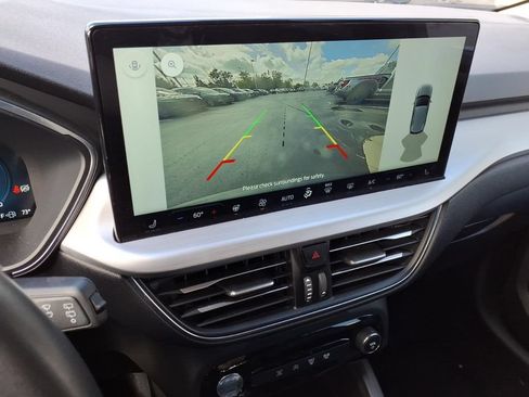 Used 2025 Ford Escape Platinum AWD/4WD image 24