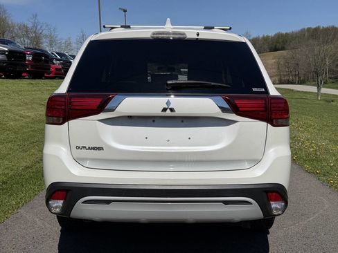 Used 2020 Mitsubishi Outlander ES image 4