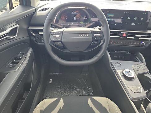 New 2026 Kia Sportage S image 13