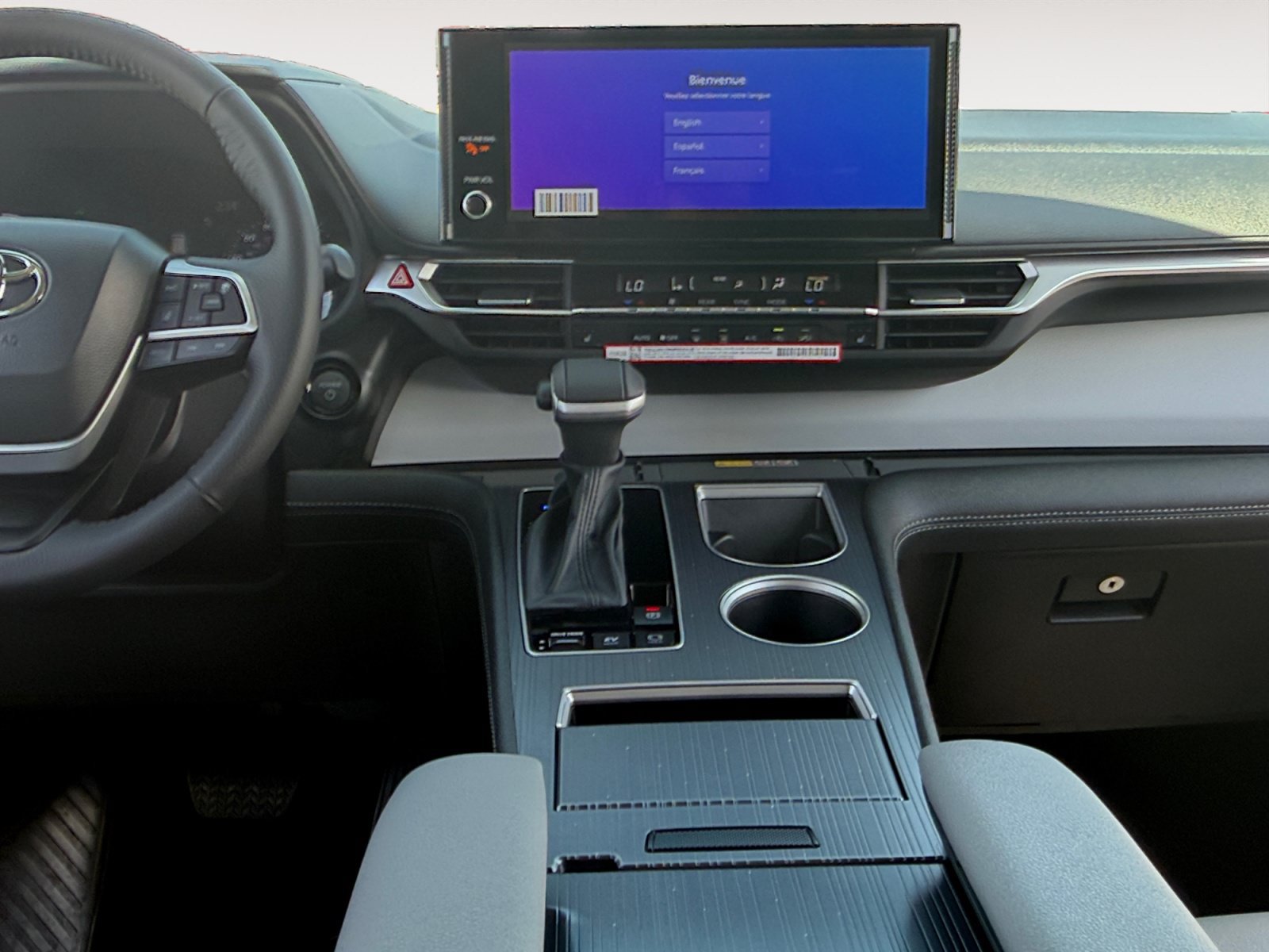 Certified 2026 Toyota Sienna XLE FWD image 11