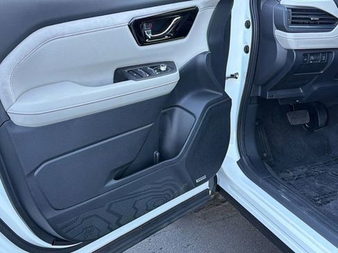 New 2026 Subaru Forester Limited AWD/4WD image 23