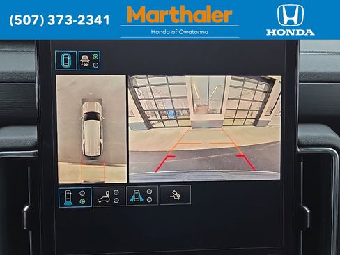 Used 2025 GMC Yukon XL Denali image 27