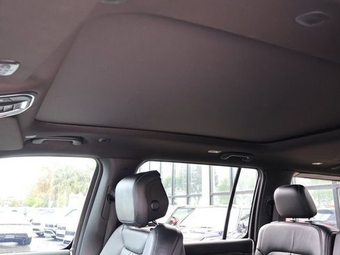 Used 2022 Jeep Wagoneer Series II w/ Premium Group I image 23