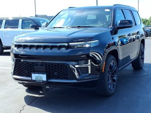 New 2026 Jeep Grand Wagoneer Summit AWD/4WD image 2