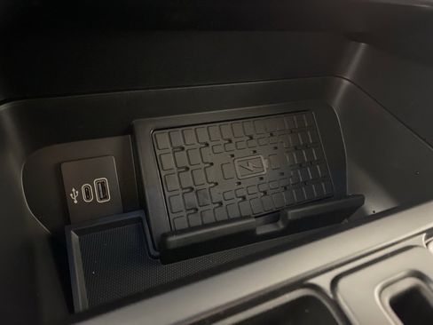 Used 2025 Ford F150 XLT w/ Equipment Group 302A MID image 23