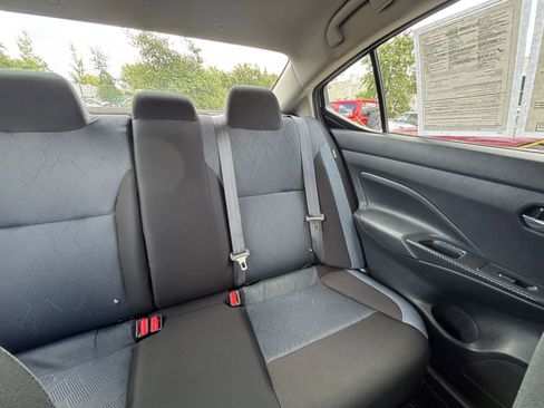 Used 2025 Nissan Versa SV FWD image 35