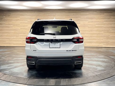 Used 2025 Honda Pilot Black Edition image 25