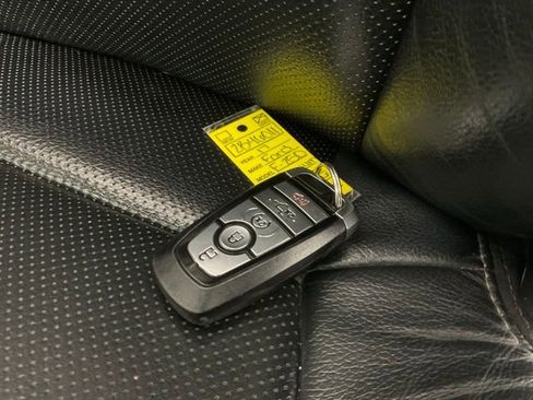 Used 2017 Ford F250 Lariat w/ Lariat Ultimate Package image 54