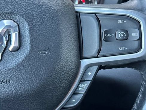 Used 2021 RAM 1500 Big Horn RWD image 38