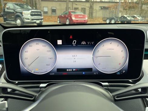 New 2026 Mercedes-Benz S 580 4MATIC Sedan image 9