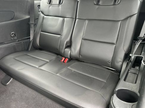 Used 2023 Ford Explorer XLT w/ Equipment Group 202A RWD image 15