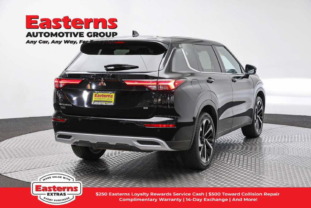 Used 2024 Mitsubishi Outlander SE FWD image 6