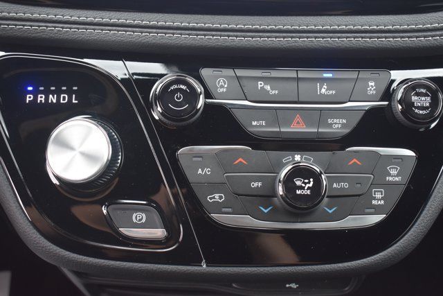 New 2026 Chrysler Pacifica Select FWD image 26