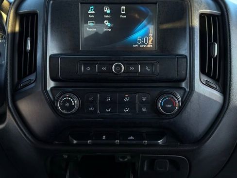 Used 2018 Chevrolet Silverado 1500 Custom image 20