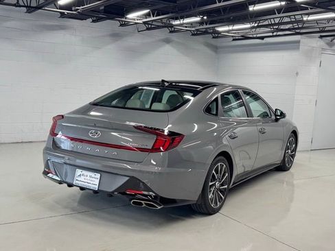 Used 2022 Hyundai Sonata Limited FWD image 5