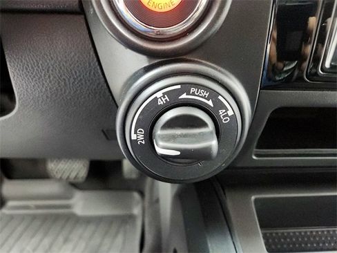 Used 2024 Nissan Titan PRO-4X w/ Off Road Protection Package image 25