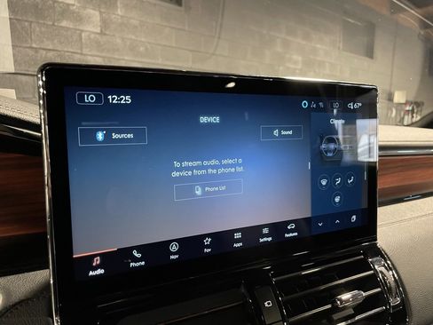 Used 2024 Lincoln Navigator Reserve image 48