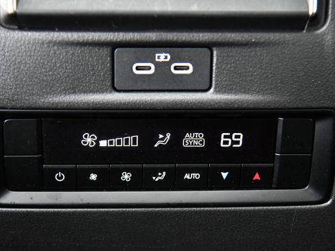 Used 2024 MAZDA CX-90 3.3 Turbo w/ Preferred Plus image 41