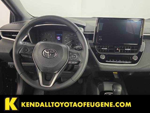 Certified 2025 Toyota Corolla Hatchback w/ SE Package FWD image 11