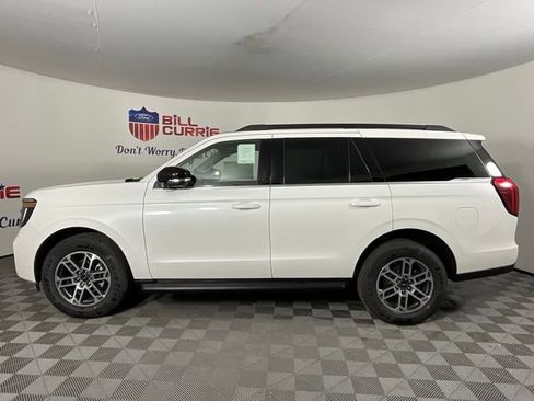 New 2025 Ford Expedition Active image 6