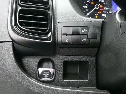 Used 2024 RAM ProMaster 2500 w/ Convenience Group FWD image 16