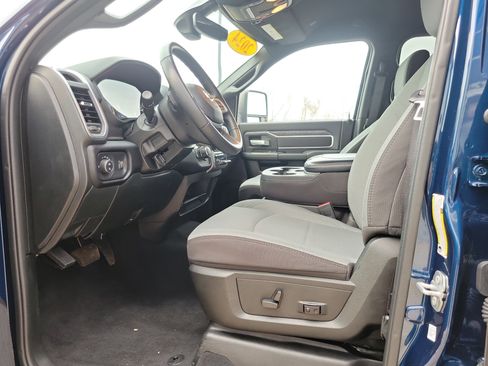 Used 2024 RAM 2500 Big Horn w/ Bed Utility Group image 8