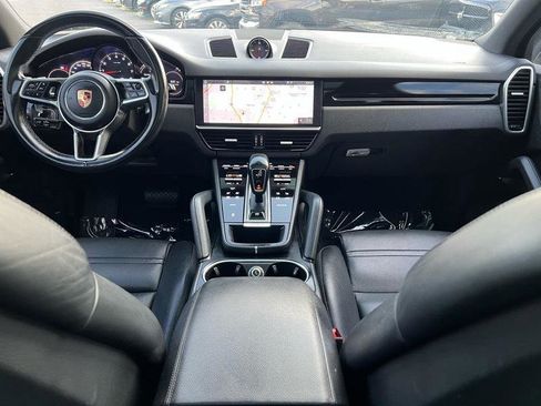 Used 2020 Porsche Cayenne AWD/4WD image 13