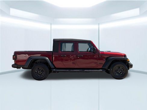 Used 2021 Jeep Gladiator Sport w/ Trailer Tow Package AWD/4WD image 7