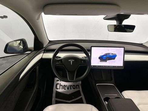 Used 2022 Tesla Model Y Performance image 24