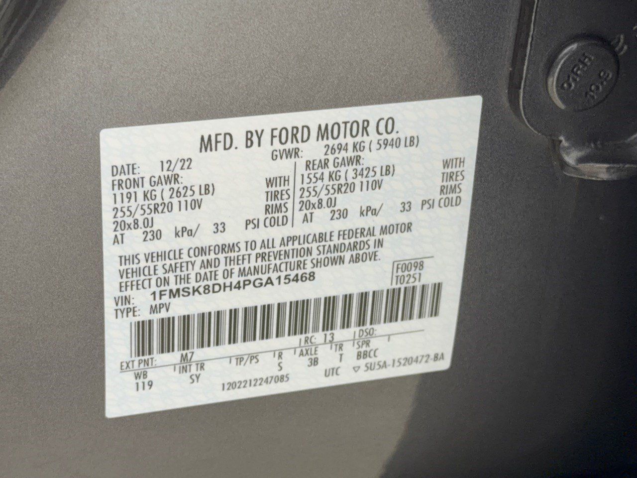 Used 2023 Ford Explorer XLT w/ Equipment Group 202A AWD/4WD image 32