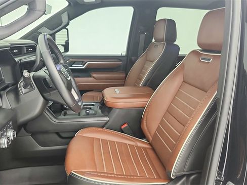 Used 2025 GMC Sierra 2500 Denali Ultimate image 15