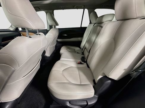 Certified 2024 Toyota Grand Highlander AWD Hybrid image 26