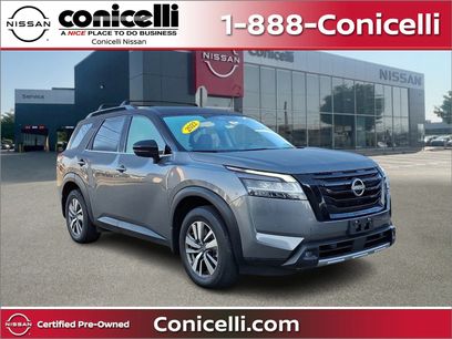 Certified 2022 Nissan Pathfinder SL w/ Lighting Package (N92)