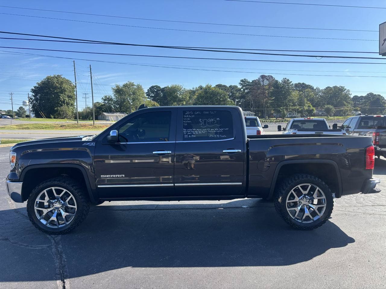 Used 2015 GMC Sierra 1500 SLT w/ SLT Crew Cab Value Package AWD/4WD image 9