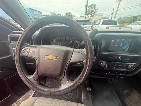 Used 2018 Chevrolet Silverado 1500 LS w/ Trailering Package AWD/4WD image 9