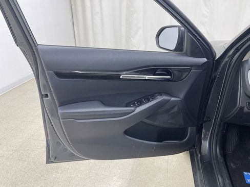 Used 2023 Kia Seltos EX image 16