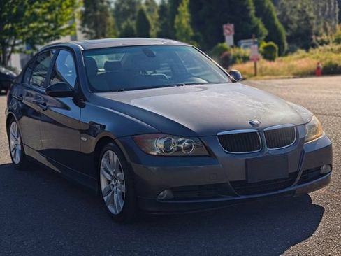 Used 2006 BMW 325i Sedan RWD image 1