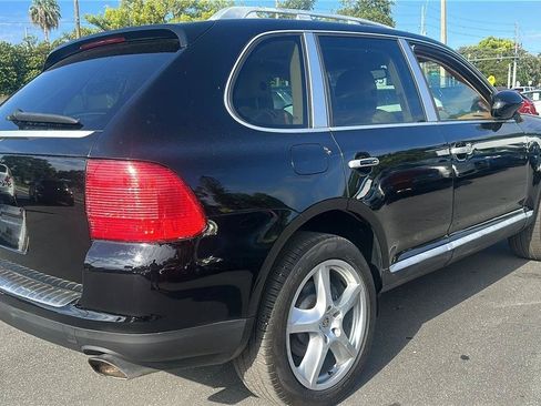 Used 2006 Porsche Cayenne AWD/4WD image 8