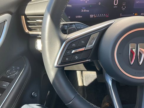 Used 2025 Buick Envision Avenir AWD/4WD image 5