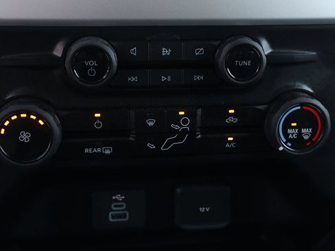 Used 2024 Ford F250 XL w/ STX Appearance Package AWD/4WD image 40