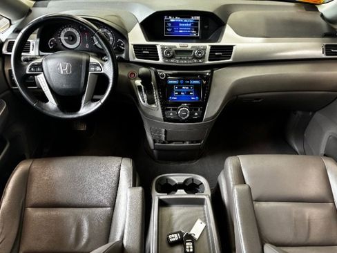 Used 2016 Honda Odyssey EX-L image 16