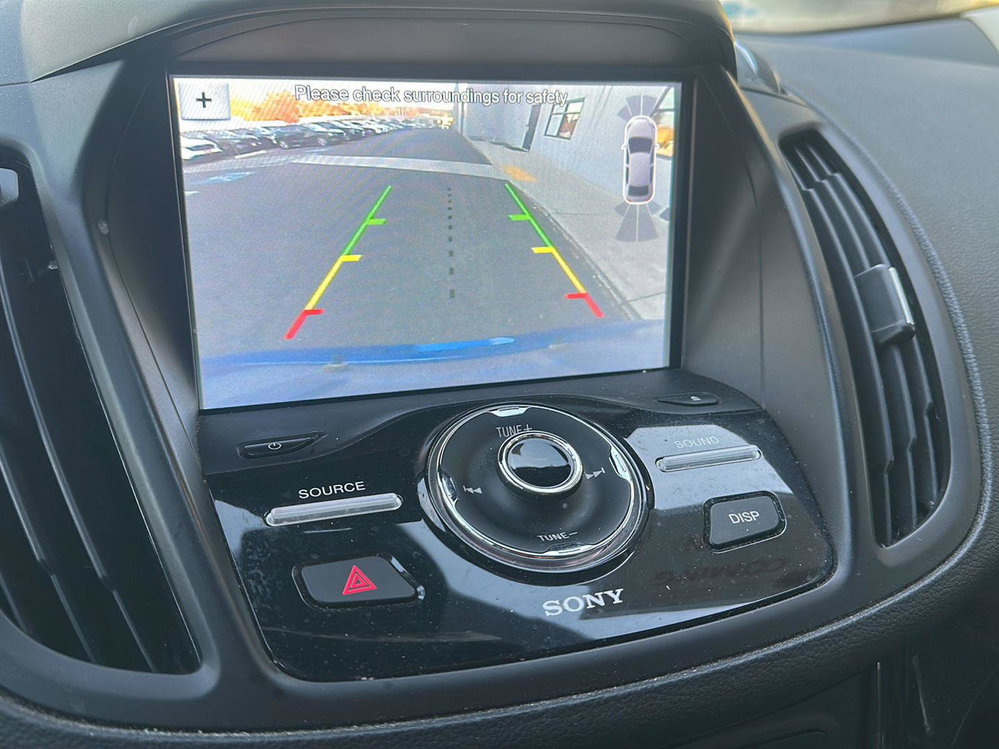 Used 2018 Ford Escape Titanium w/ Ford Safe & Smart Package AWD/4WD image 17